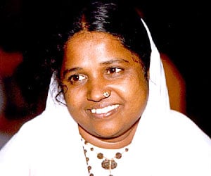 Mata Amritanandamayi Devi, Ammachi ou Amma – A Shakti Mãe que distribui o Poder do Amor pelo abraço